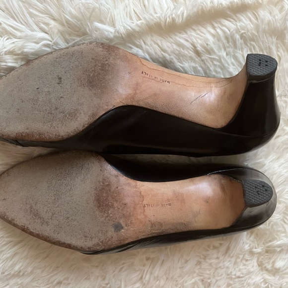 Salvatore Ferragamo Leather Black Pumps w Snakeskin  details - Picture 3 of 4